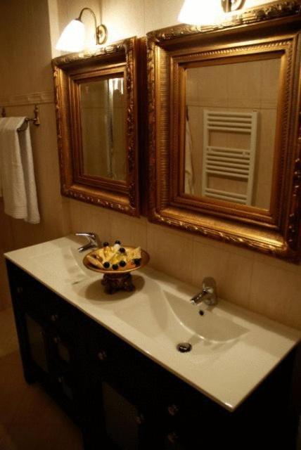 Korina Gallery Hotel Vathy  Exterior photo
