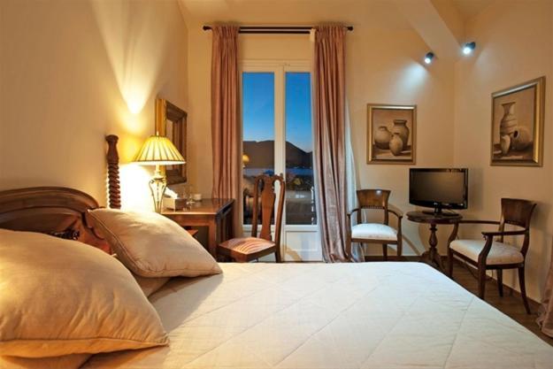 Korina Gallery Hotel Vathy  Room photo